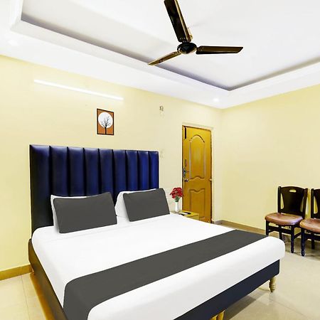 Super Hotel O Padmavathi Puram Near Railway Station Tirupati Eksteriør bilde