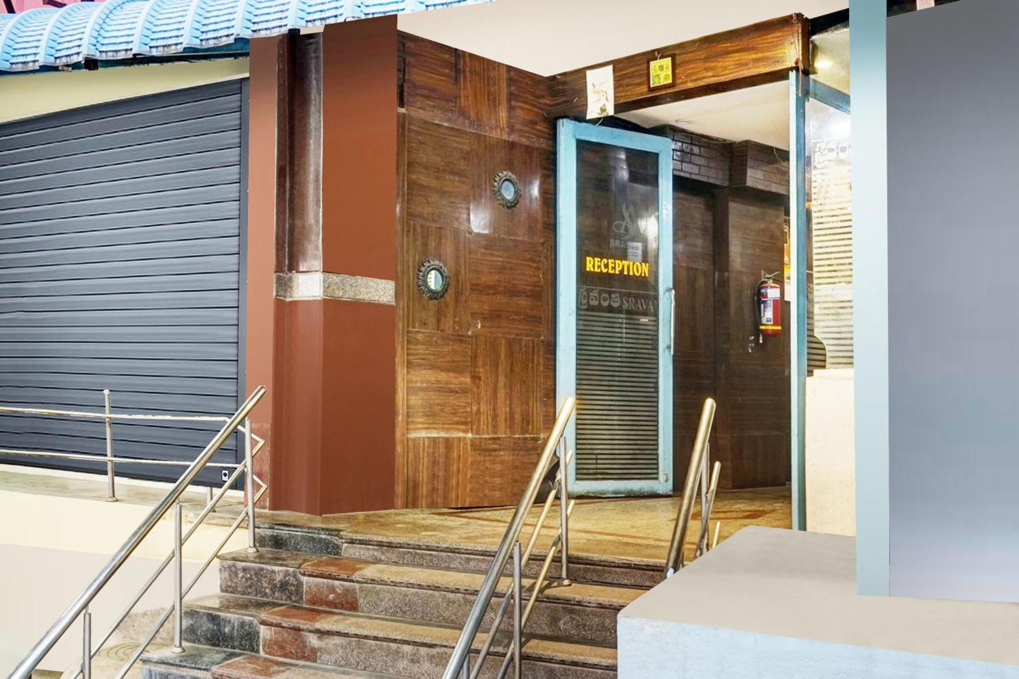 Super Hotel O Padmavathi Puram Near Railway Station Tirupati Eksteriør bilde
