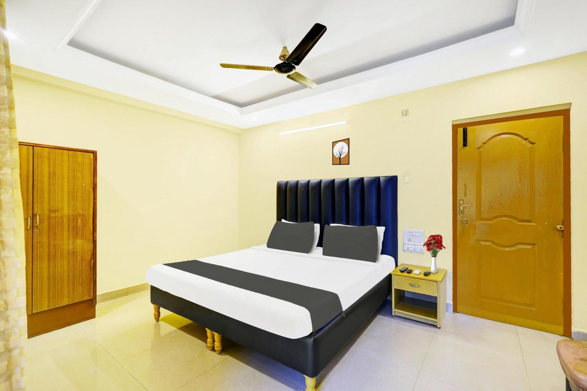 Super Hotel O Padmavathi Puram Near Railway Station Tirupati Eksteriør bilde