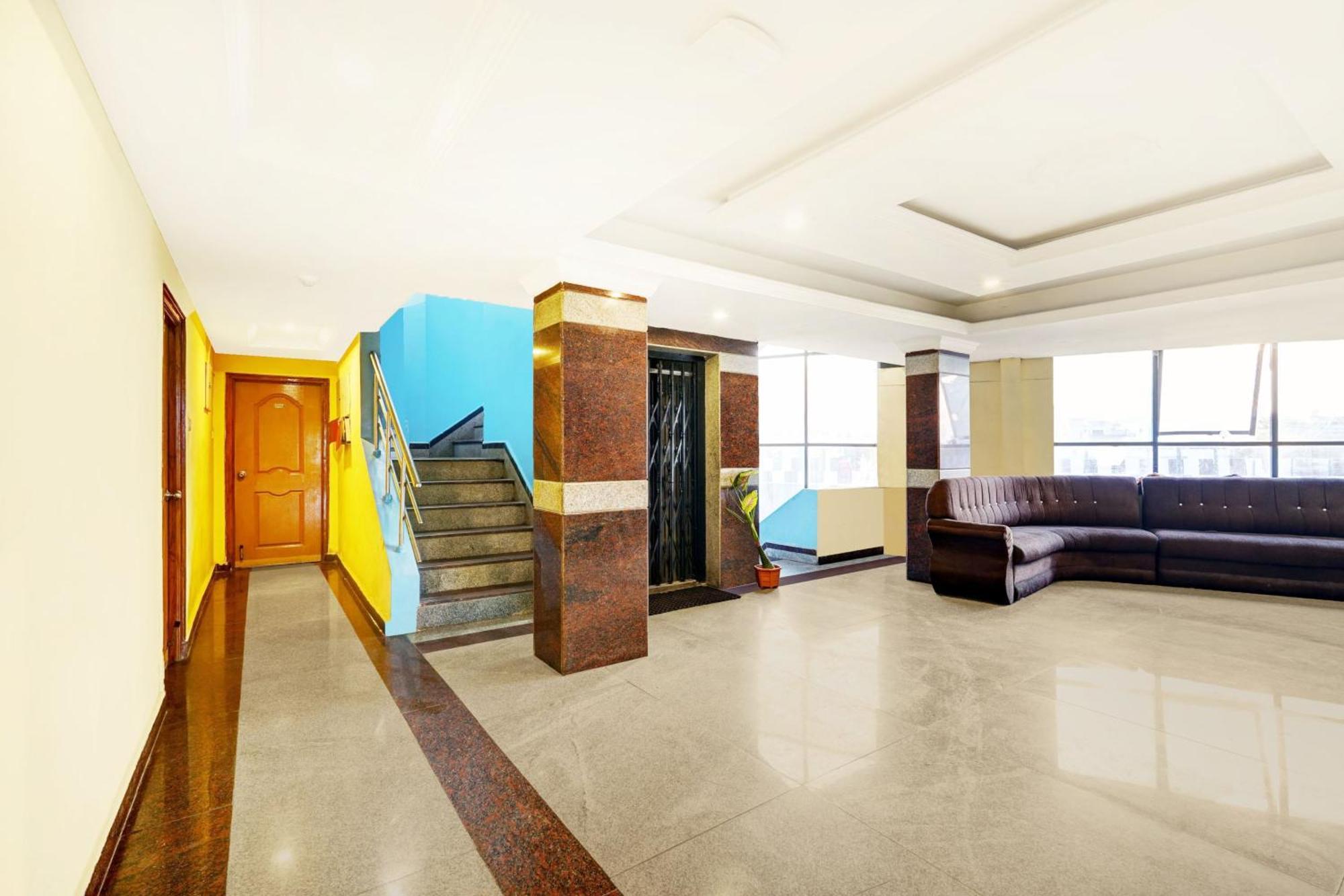 Super Hotel O Padmavathi Puram Near Railway Station Tirupati Eksteriør bilde