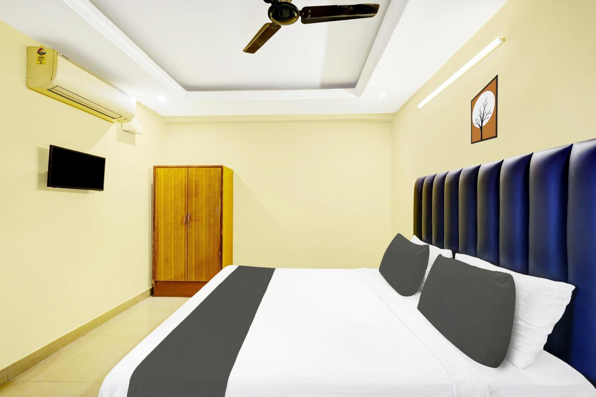 Super Hotel O Padmavathi Puram Near Railway Station Tirupati Eksteriør bilde